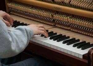 7 Tips To Improve Piano Practice - Piano Reviewer