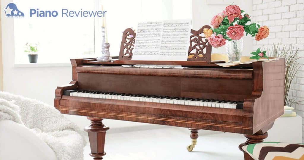 Decorated grand piano top